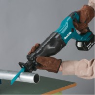 Scie sabre - MAKITA DJR187Z - 18 V Li-ion - course 32 mm