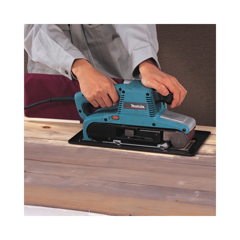 Ponceuse à bande -  MAKITA 9920 - 900 W - 76 x 610 mm