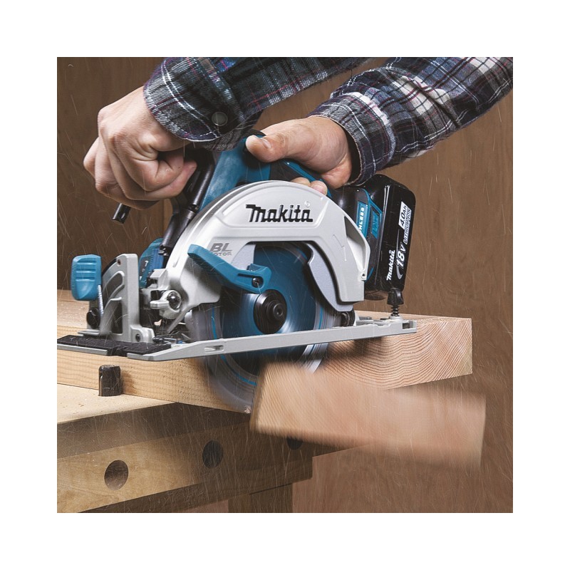 Lot scie circulaire/pack 6A - MAKITA DHS680ZJ - 18 V Li-ion - 6,0 Ah